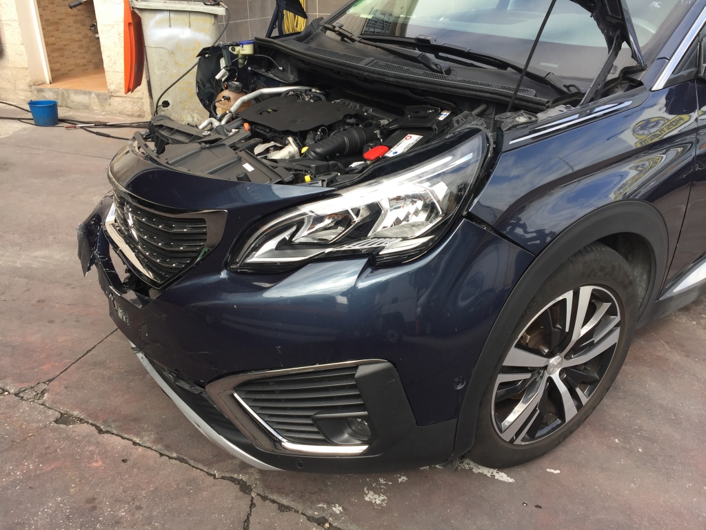 PEUGEOT 5008 1.5 HDI 130CV 7 PLAZAS