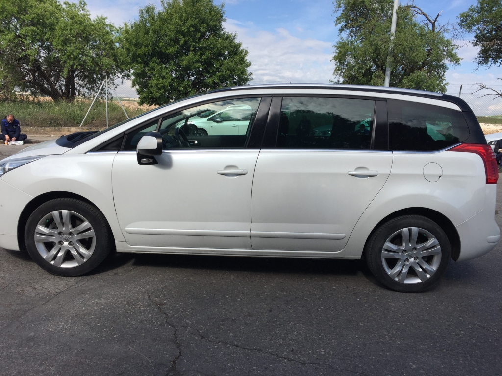 PEUGEOT 5008 2.0 HDI 150CV 7 PLAZAS