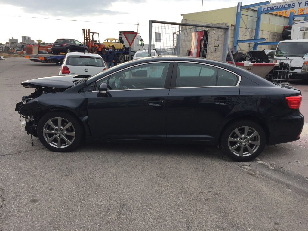 TOYOTA AVENSIS ADVANCE 2.0 D4D 124CV