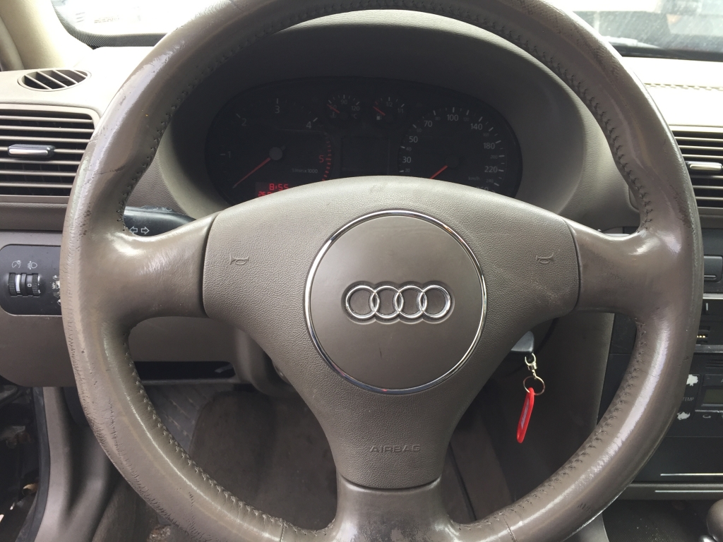 AUDI A3 1.9 TDI 130CV AUTOMATICO