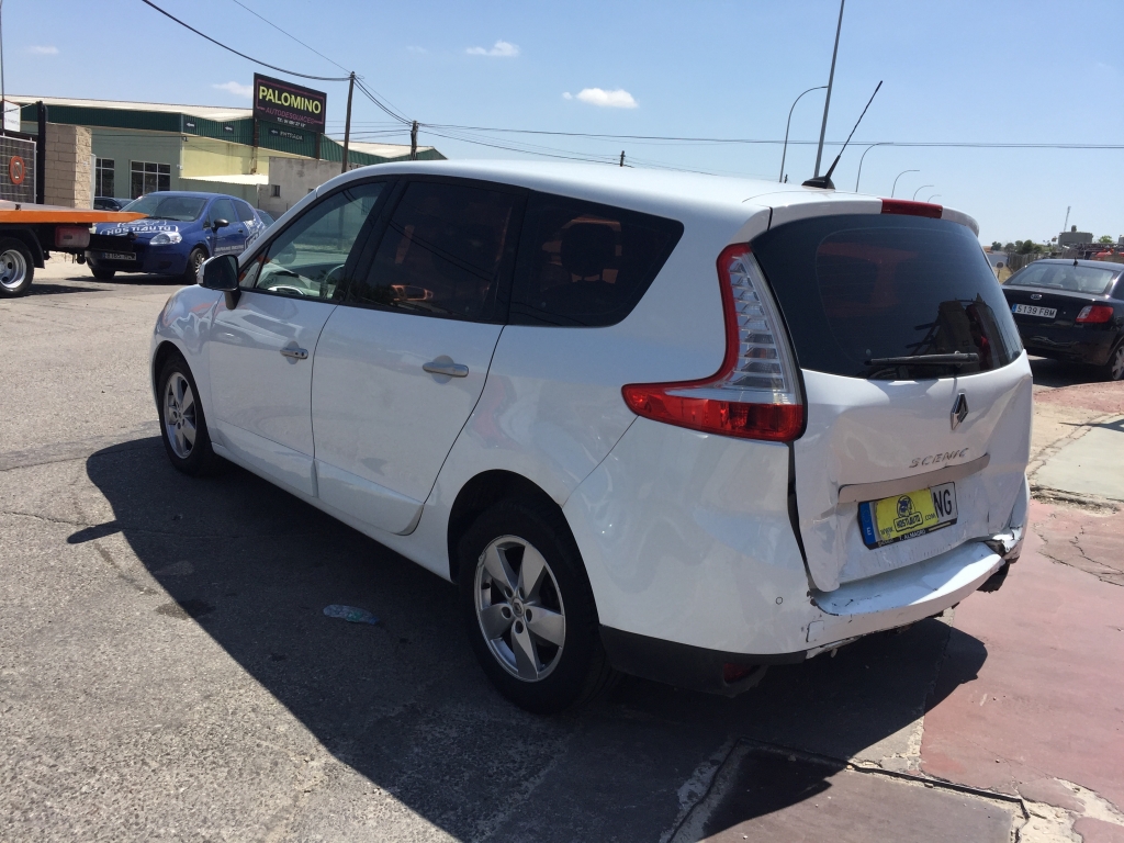 RENAULT GRAND SCENIC 1.9 DCI 131CV