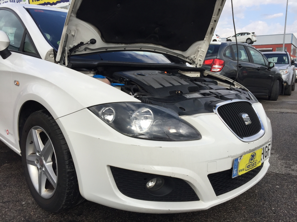 SEAT LEON 1.6 TDI 105CV