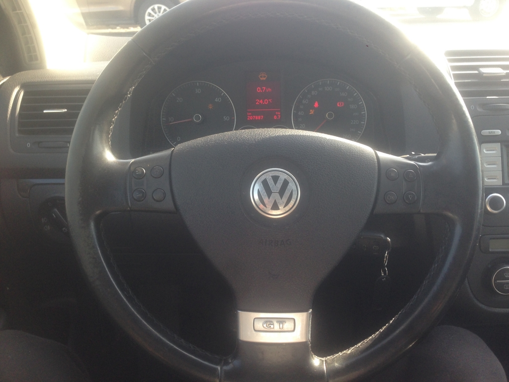 VOLKSWAGEN GOLF V 2.0 TDI 140CV