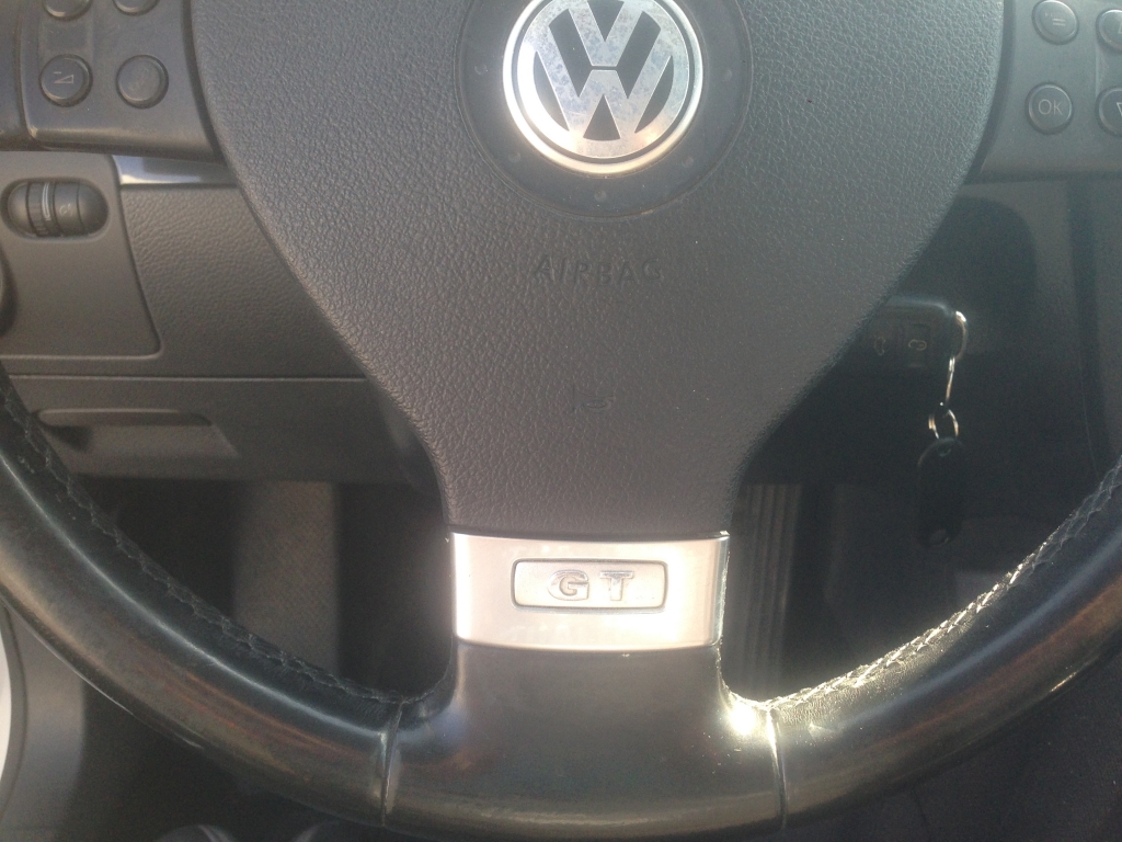 VOLKSWAGEN GOLF V 2.0 TDI 140CV