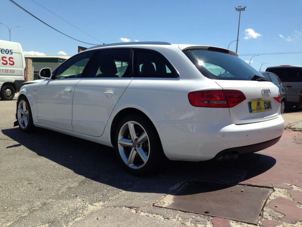 AUDI A4 AVANT S-LINE 2.0 TDI 143CV