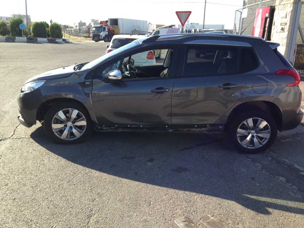 PEUGEOT 2008 1.6 BLUEHDI STYLE 100CV