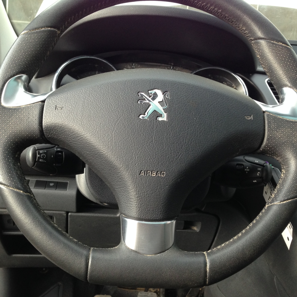 PEUGEOT 3008 ALLURE 1.6 HDI 120CV