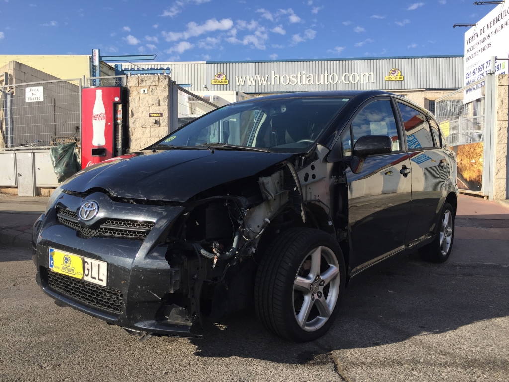 TOYOTA COROLLA VERSO 2.2 D-CAT 177CV 7 PLAZAS