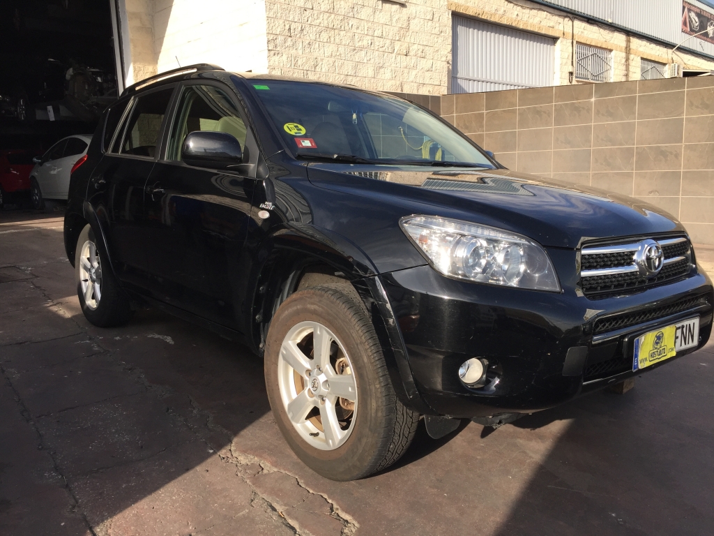 TOYOTA RAV-4 2.2 D-CAT PREMIUN 177CV