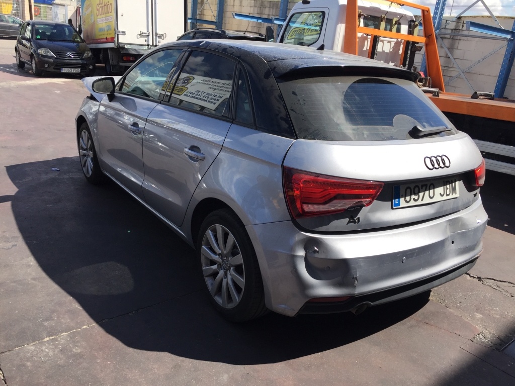 AUDI A-1 1.6 TDI 115CV