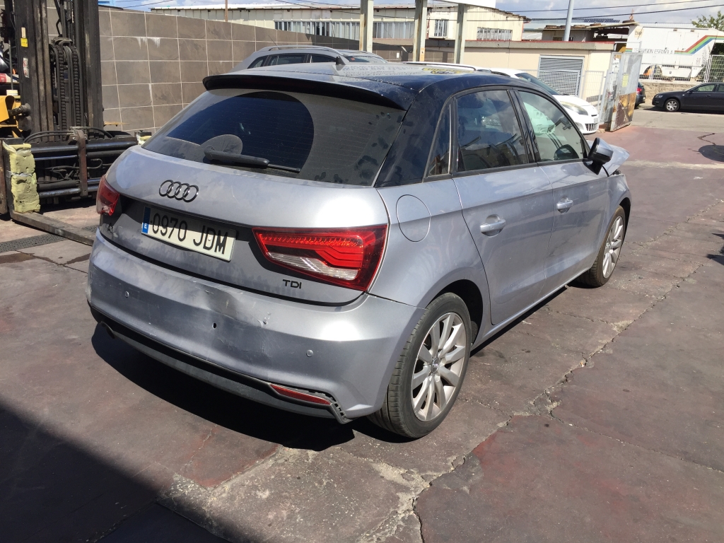 AUDI A-1 1.6 TDI 115CV