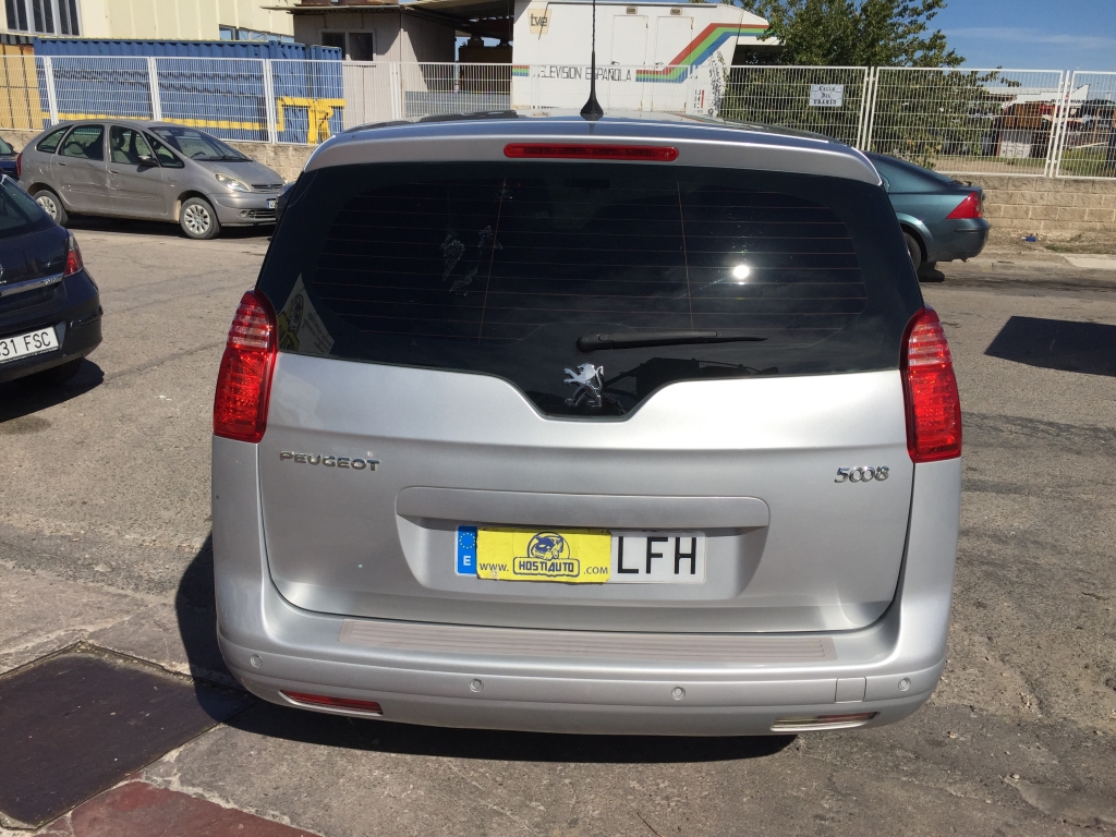 PEUGEOT 5008 1.6 HDI 112CV 