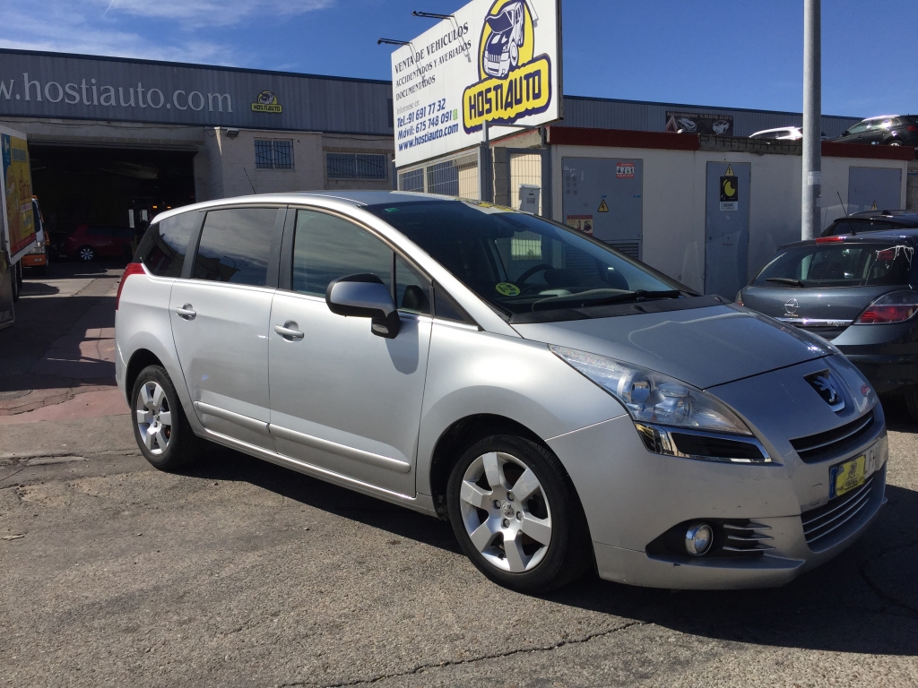 PEUGEOT 5008 1.6 HDI 112CV 