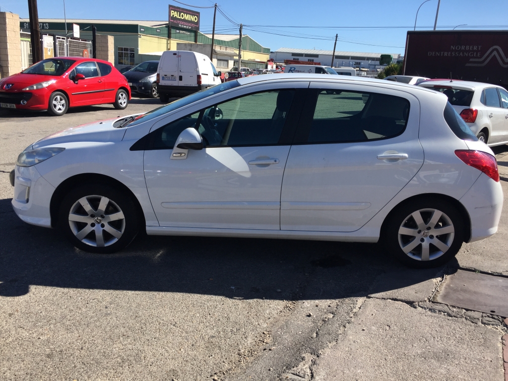 PEUGEOT 308 1.6 HDI 110CV