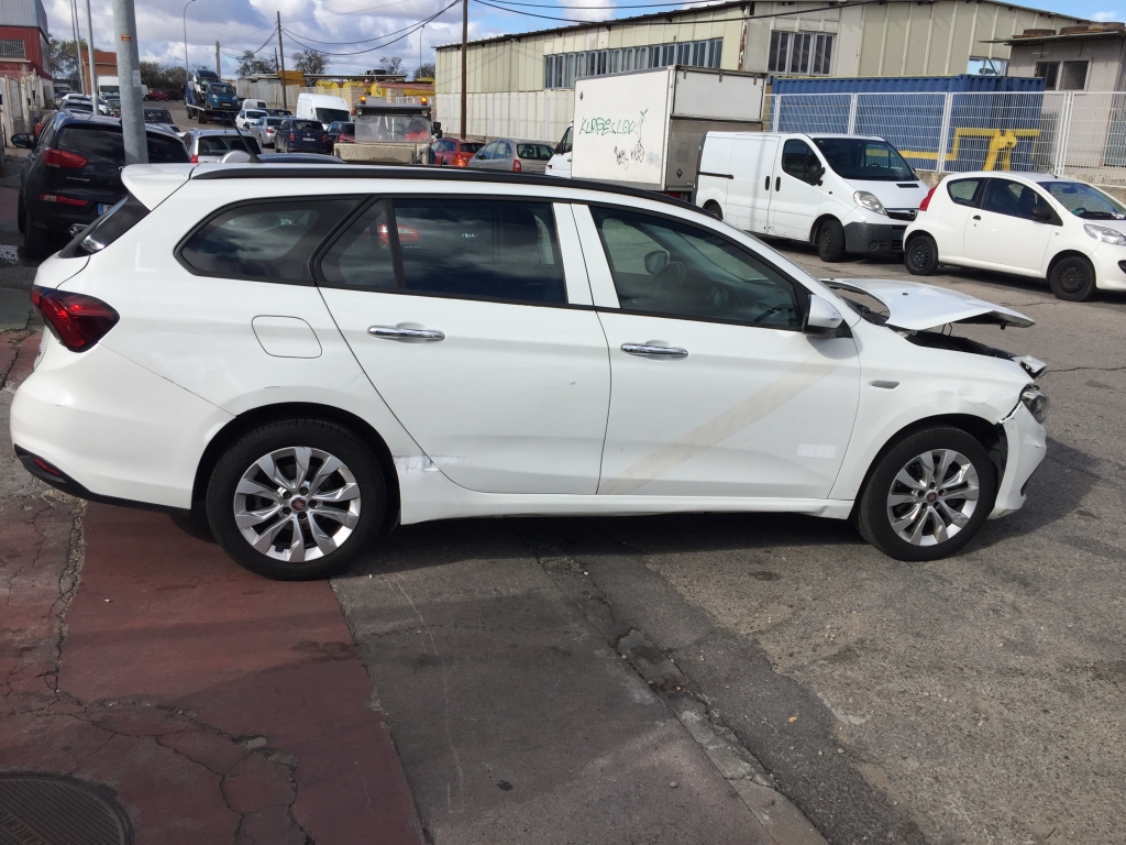 FIAT TIPO 1.4 HIBRIDO 120CV