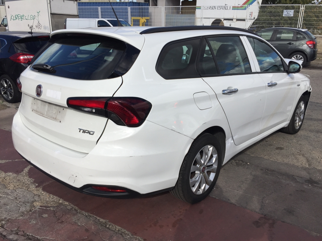 FIAT TIPO 1.4 HIBRIDO 120CV