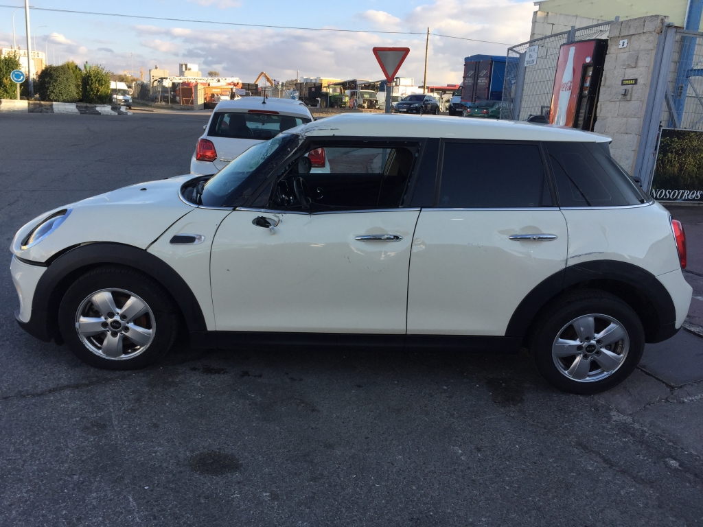 MINI ONE COOPER D 1.5 115CV