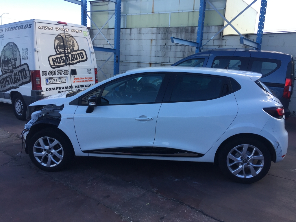 RENAULT CLIO LIMITED 1.0 INY 90CV