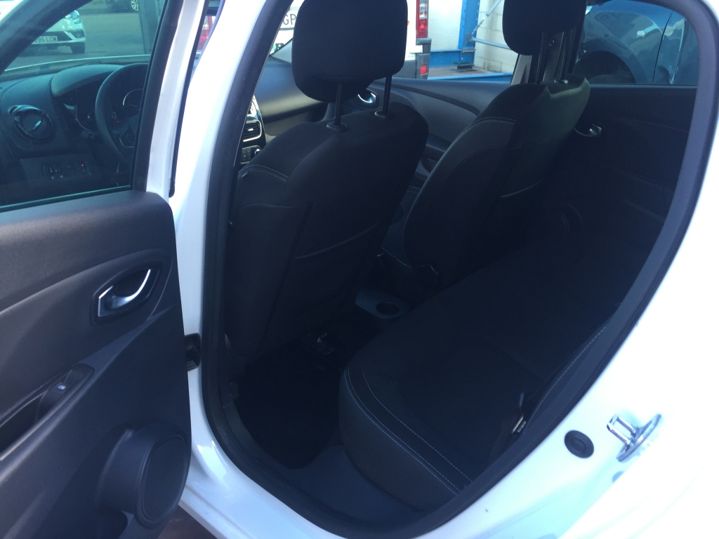 RENAULT CLIO LIMITED 1.0 INY 90CV