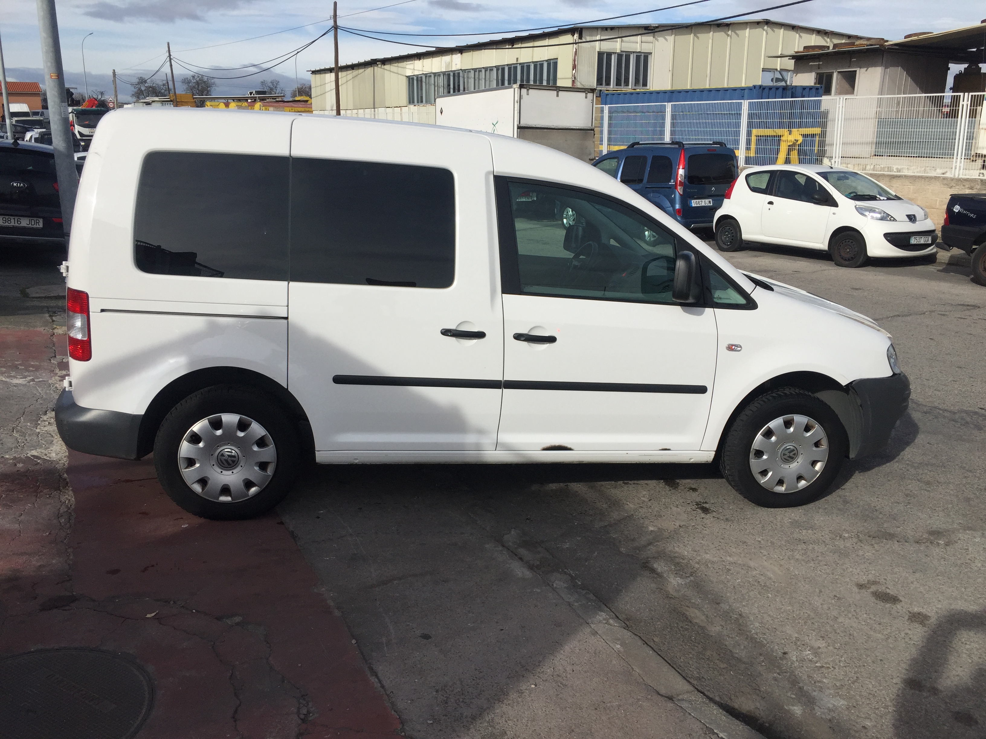 VOLKSWAGEN CADDY 1.6 INY 75CV COMBI