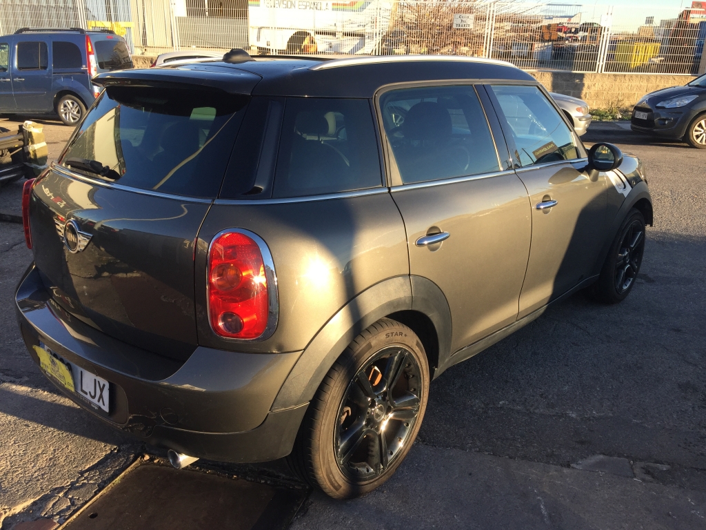 MINI COUNTRYMAN COOPER 1.6 D 112CV