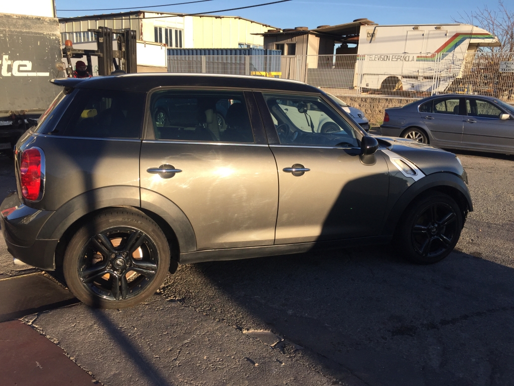 MINI COUNTRYMAN COOPER 1.6 D 112CV