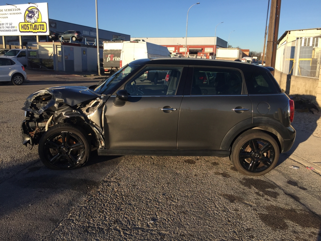 MINI COUNTRYMAN COOPER 1.6 D 112CV