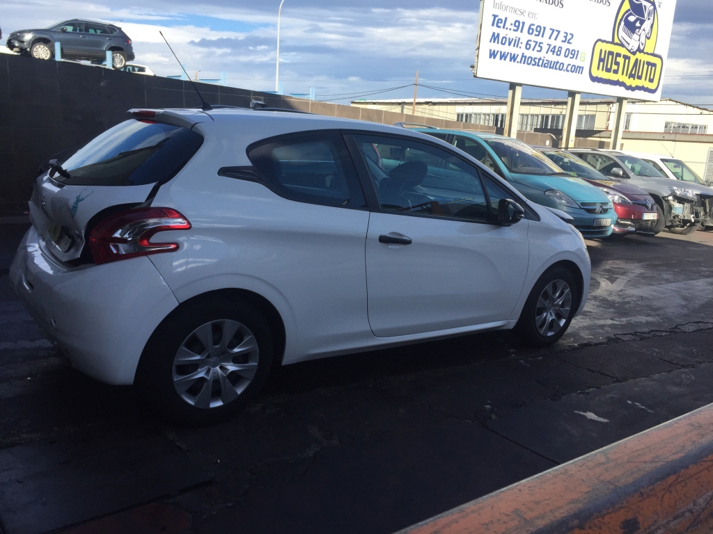 PEUGEOT 208 1.4 HDI 68CV