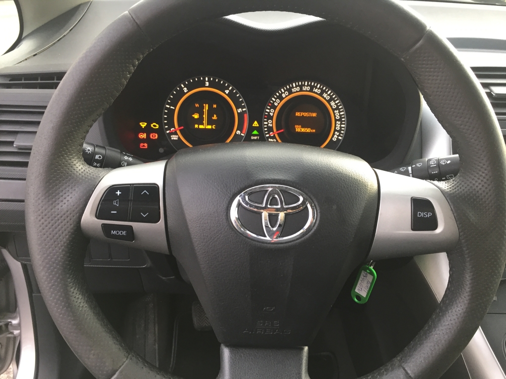 TOYOTA AURIS 1.4 D4D 90CV