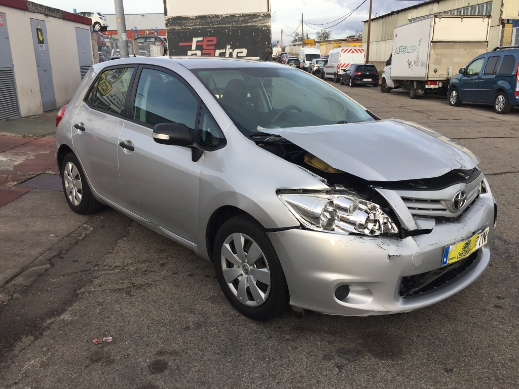 TOYOTA AURIS 1.4 D4D 90CV