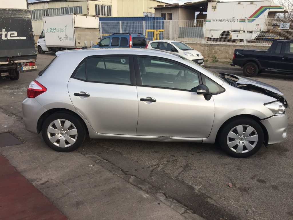 TOYOTA AURIS 1.4 D4D 90CV