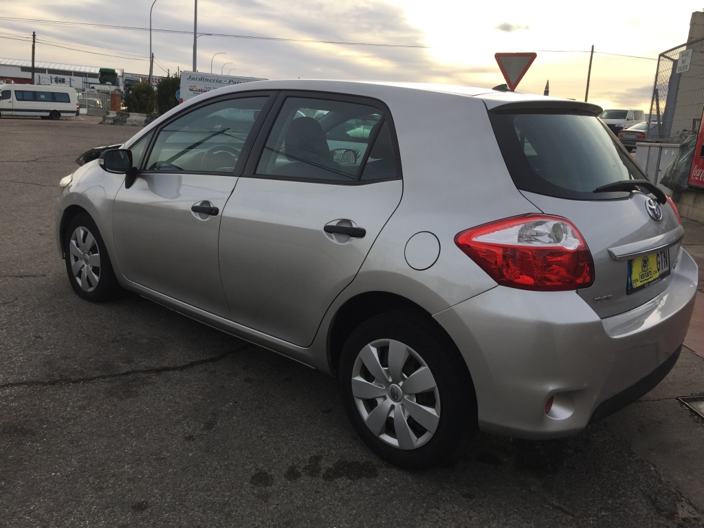 TOYOTA AURIS 1.4 D4D 90CV