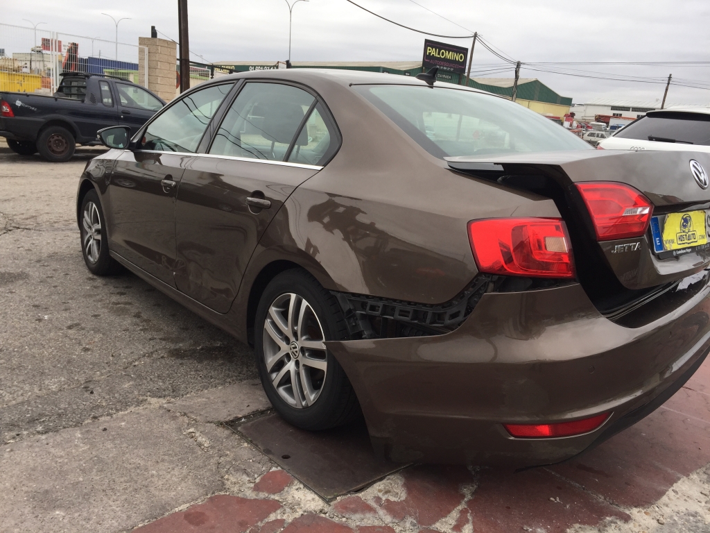 VOLKSWAGEN JETTA 1.6 TDI 105CV