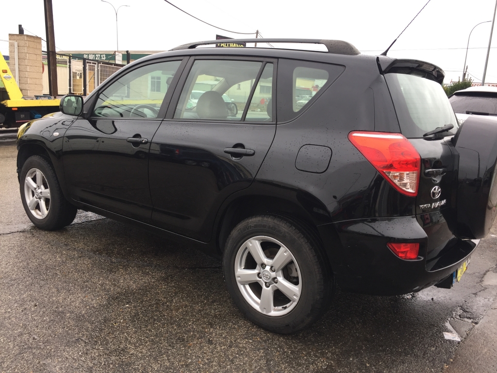 TOYOTA RAV 4 2.0 INY 152CV 4X4