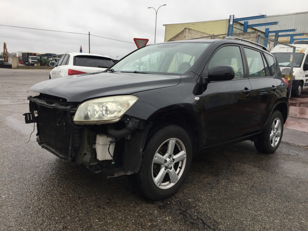 TOYOTA RAV 4 2.0 INY 152CV 4X4