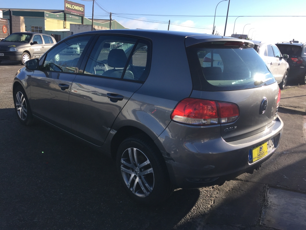 VOLKSWAGEN GOLF VI 1.6 TDI 105CV