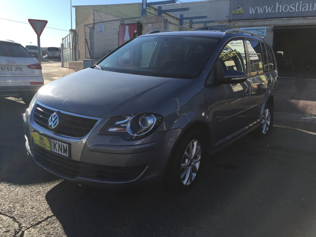 VOLKSWAGEN TOURAN 2.0 TDI 140CV 7 PLAZAS