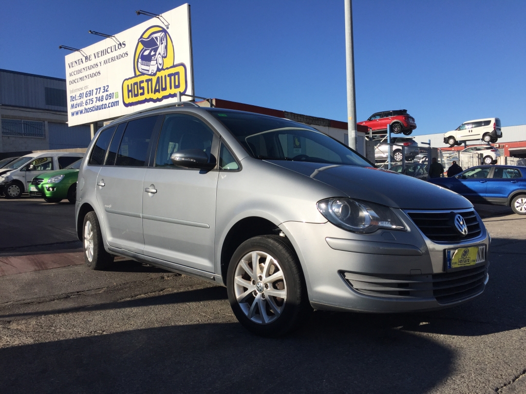 VOLKSWAGEN TOURAN 2.0 TDI 140CV 7 PLAZAS