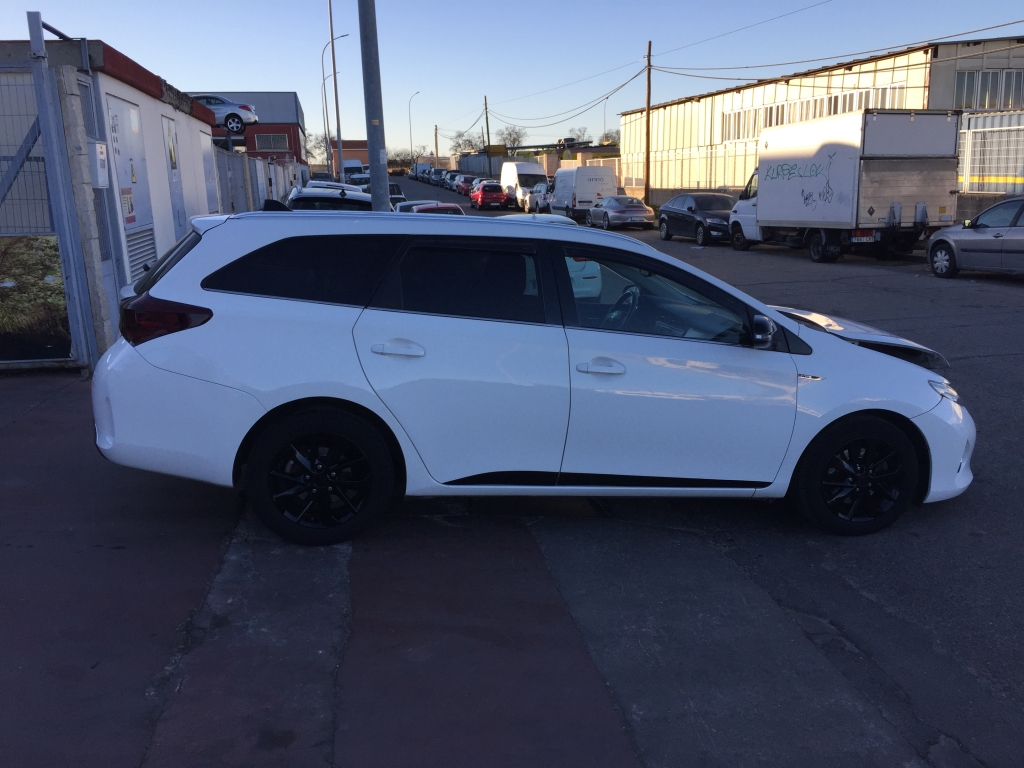 TOYOTA AURIS SW 2.0 D4D 124CV