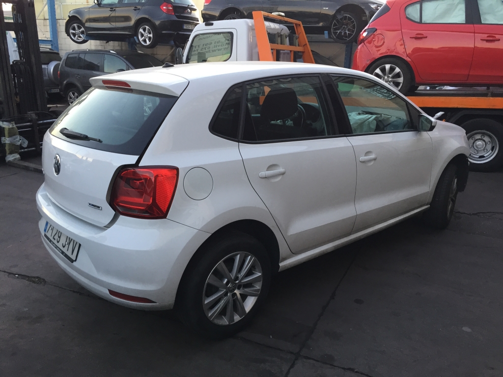 VOLKSWAGEN POLO 1.0 INY 75CV