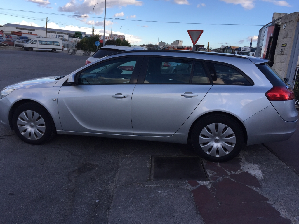 OPEL INSIGNIA SPORT TOURER 2.0 CDTI 130CV