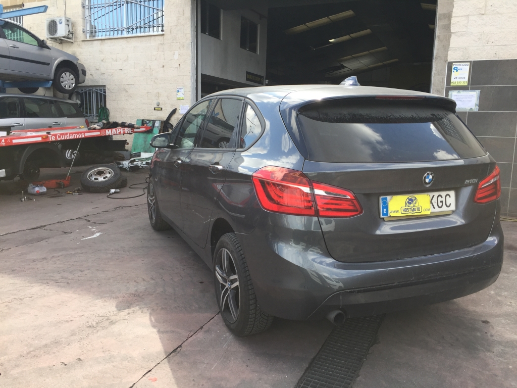 BMW 218 INY 1.5 136CV