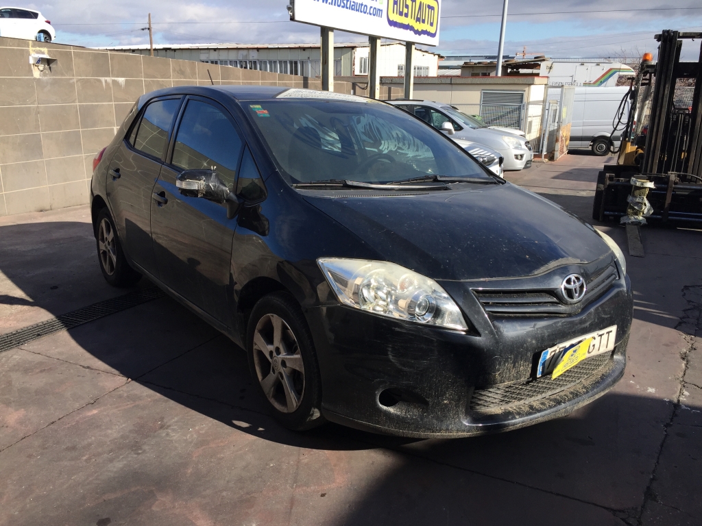 TOYOTA AURIS 1.4 D4D 90CV