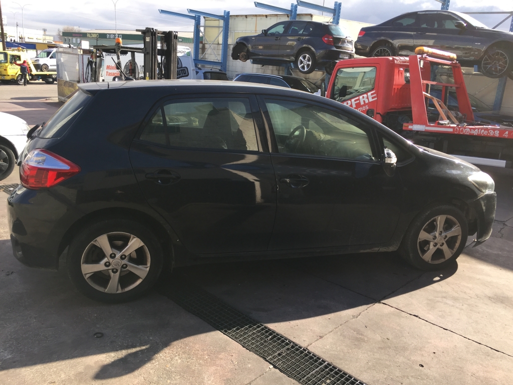 TOYOTA AURIS 1.4 D4D 90CV