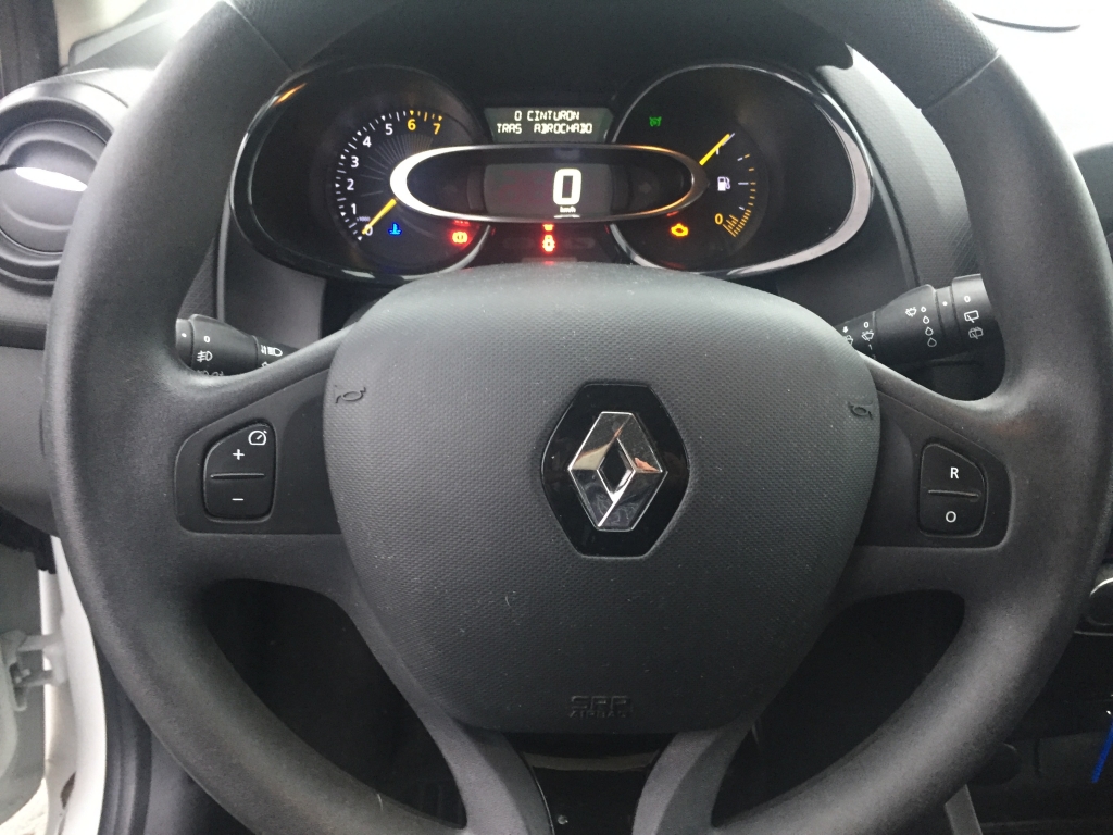 RENAULT CLIO 1.2 INY 74CV