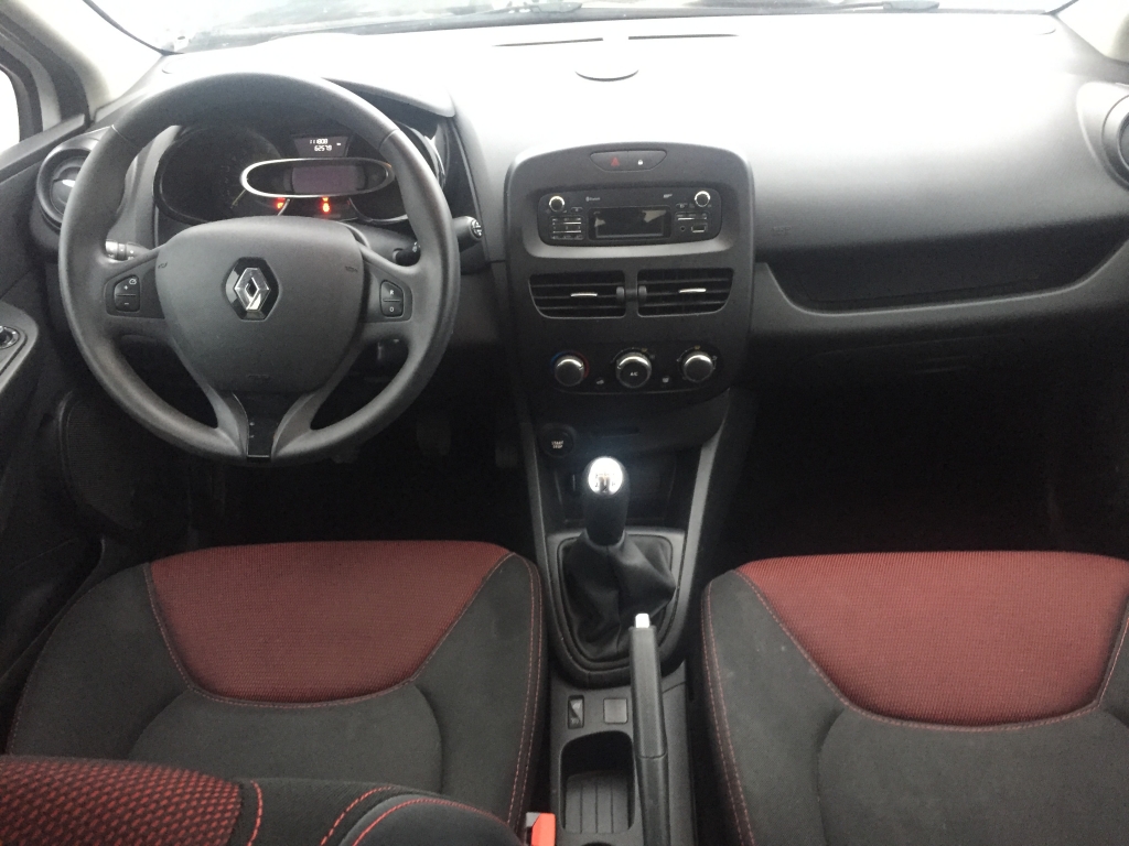 RENAULT CLIO 1.2 INY 74CV