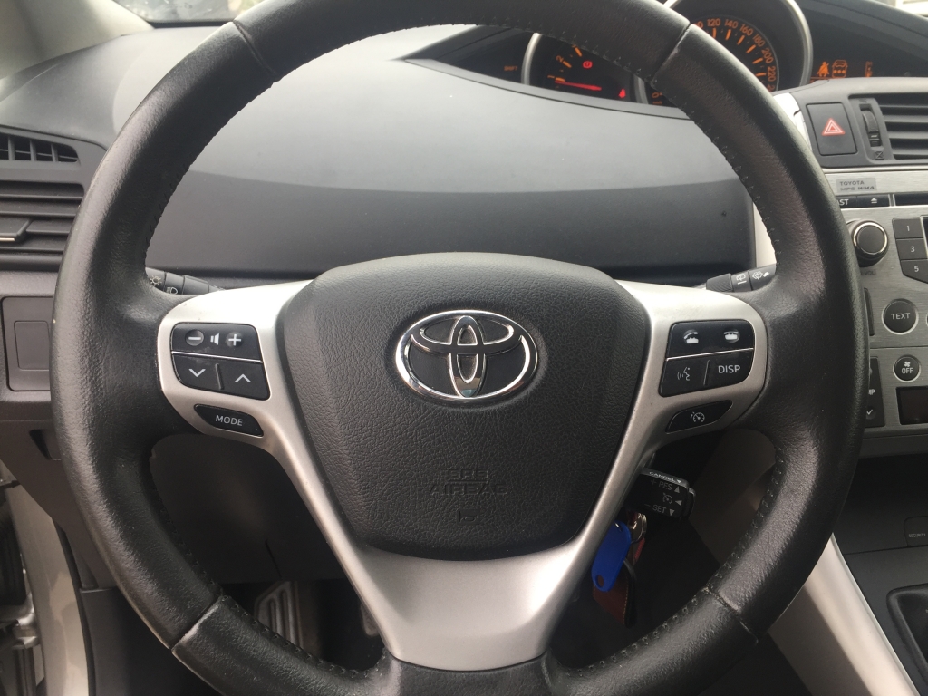 TOYOTA COROLLA VERSO 2.0 D4D 126CV 7 PLAZAS