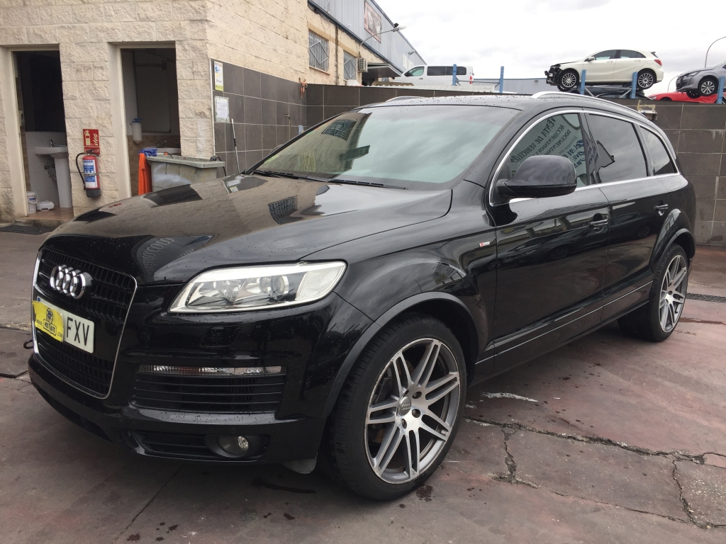 AUDI Q7 S-LINE 3.0 TDI 240CV 7 PLAZAS