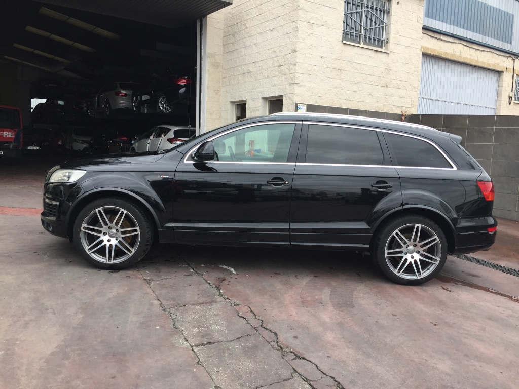 AUDI Q7 S-LINE 3.0 TDI 240CV 7 PLAZAS