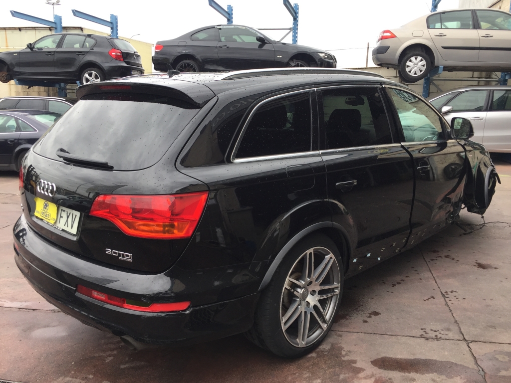 AUDI Q7 S-LINE 3.0 TDI 240CV 7 PLAZAS